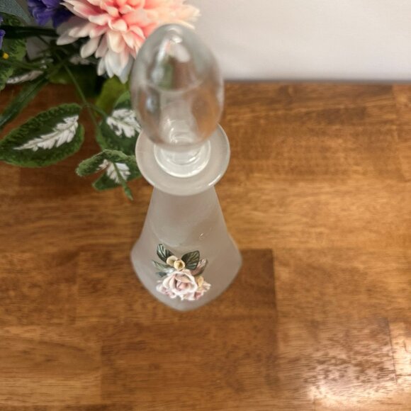 Verreries de l’Est Frosted Glass Decorative Bottle – 16 oz Embossed Flower Genie - Picture 3 of 6